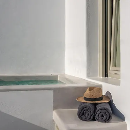 Stardust * Kamari (Santorini)