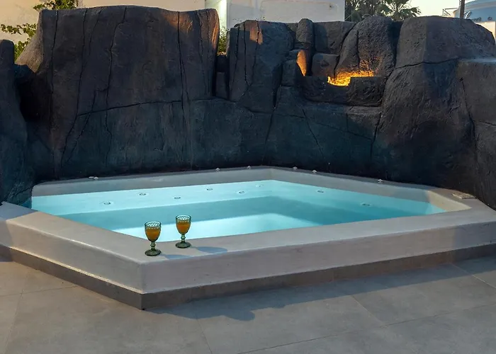 Stardust * Kamari (Santorini)